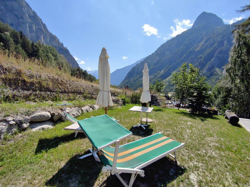 Solarium all'Hotel Aigle a Courmayeur Mont Blanc.